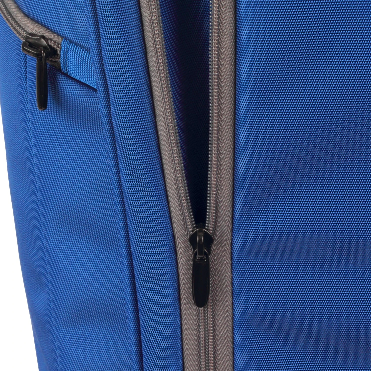 Eagle Creek Travel Gateway 22" 2-Wheel Carry-On Luggage 5 Eagle Creek Travel Gateway 22" 2-Wheel Carry-On Luggage - Image 5