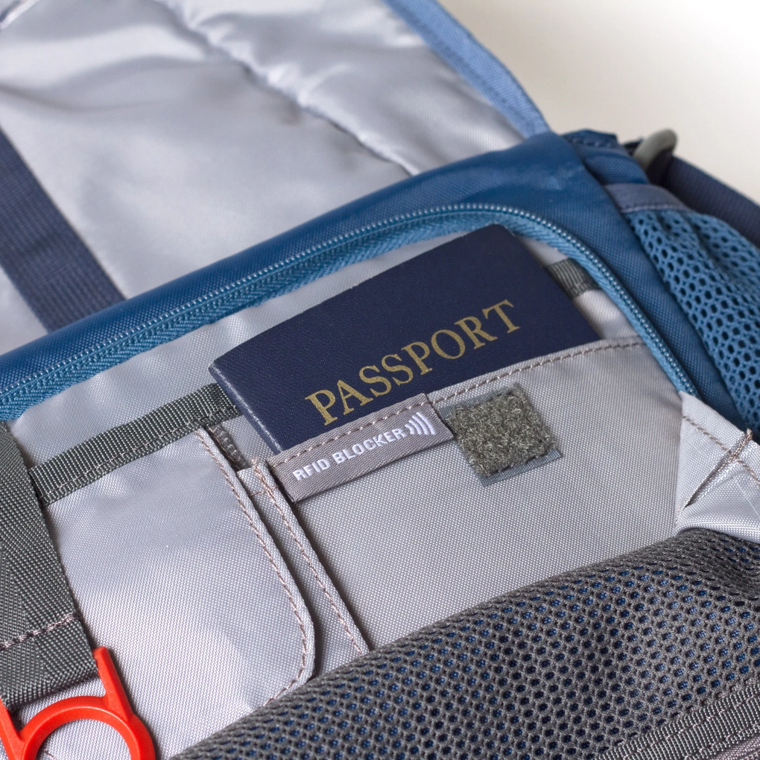 Eagle Creek Guide Pro Courier RFID 6 Eagle Creek Guide Pro Courier RFID - Image 6