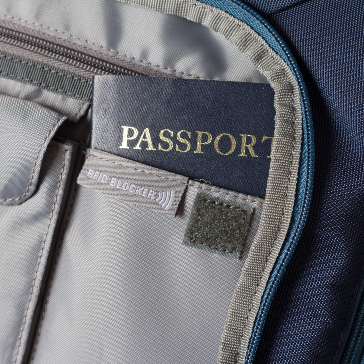 Eagle Creek Straight Up Business Brief Rfid 9 Eagle Creek Straight Up Business Brief Rfid - Image 9